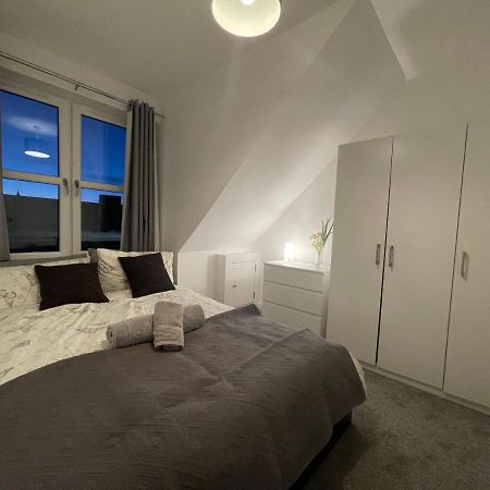 Carvetii - Edward House D - 2 Dbl Bed 2Nd Floor Flat Apartment Dunfermline Luaran gambar